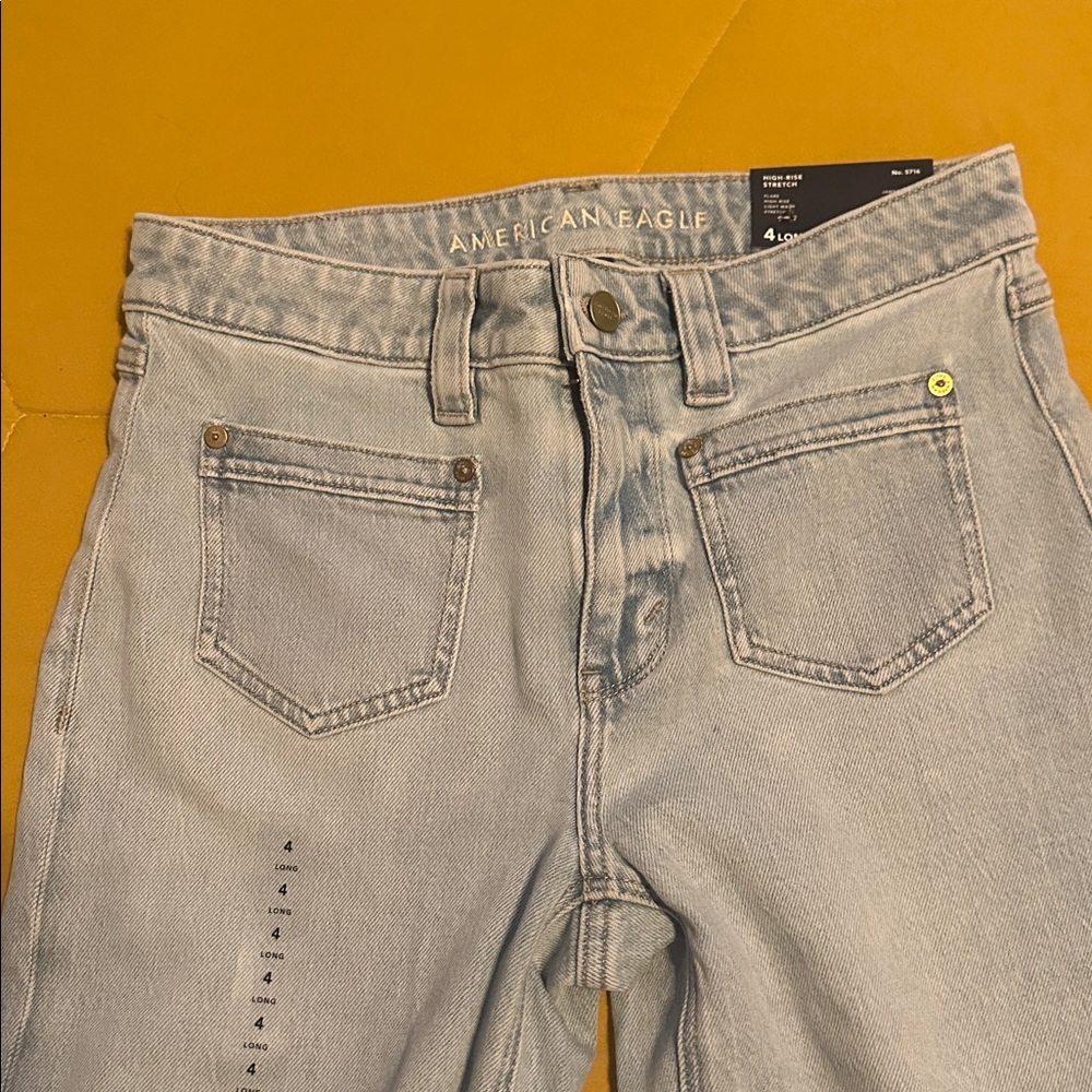 American Eagle Blue Women's Flared Jeans - Picture 4 of 9